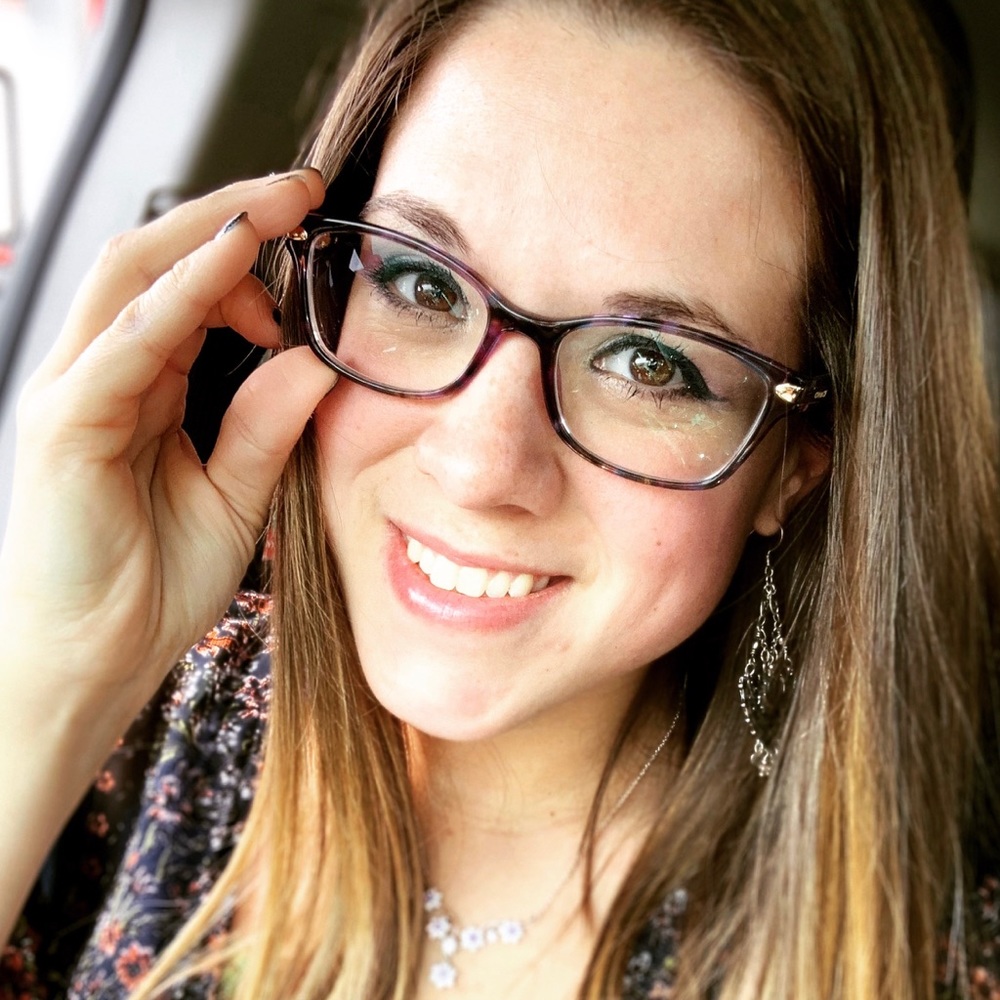 Meet your Posher, Nicole